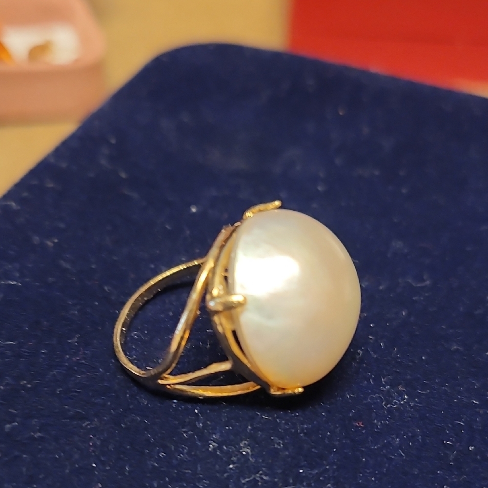 14k Vintage Mabe Pearl Ring